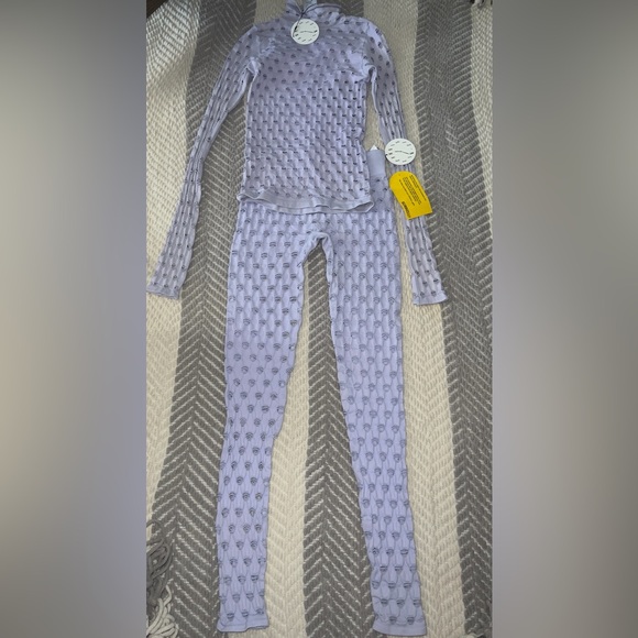 Maisie Wilen Preforated Set. - Picture 2 of 4